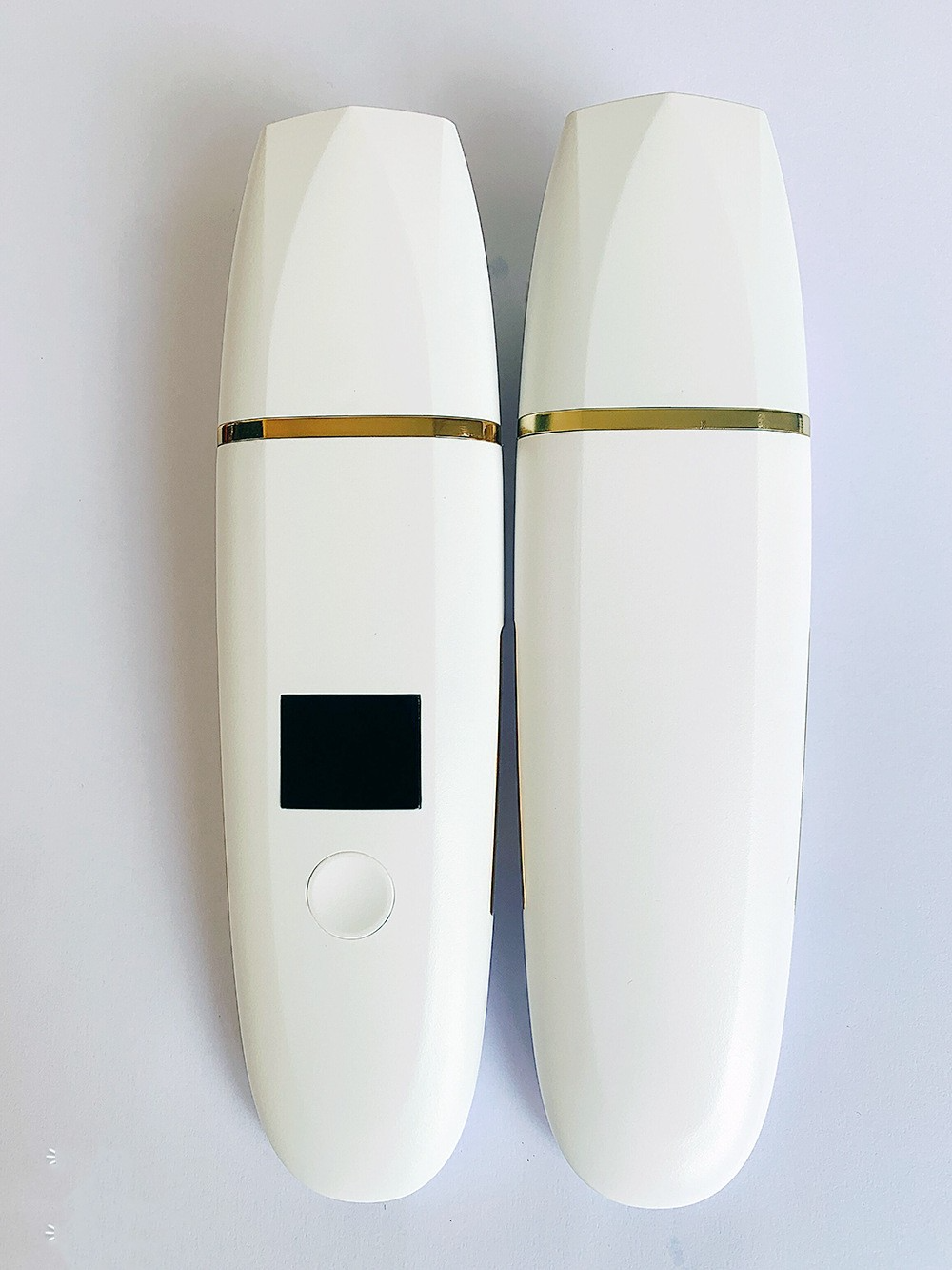 Ultrasonic Skin Scrubber & Pore Spatula